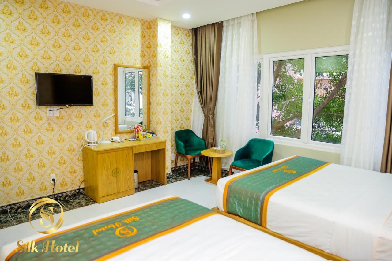 Silk Hotel Хошимін Екстер'єр фото
