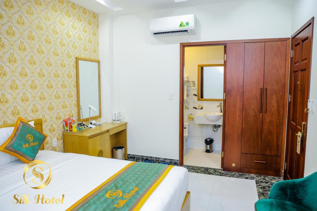 Silk Hotel Хошимін Екстер'єр фото